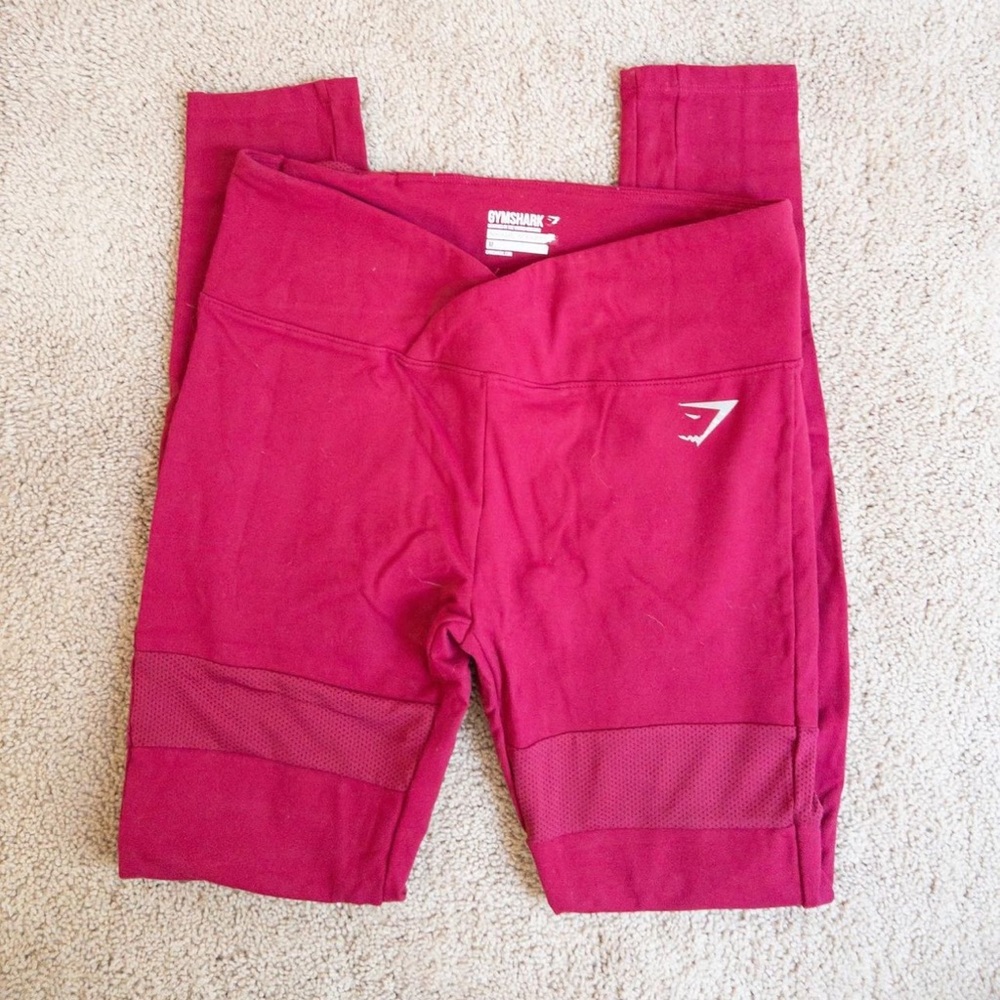 nikki black addition gym shark leggings rare